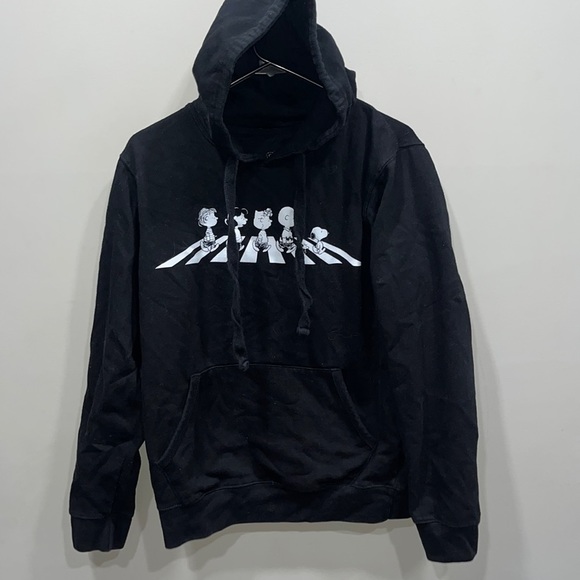 Peanuts hoodie size medium - Picture 4 of 7